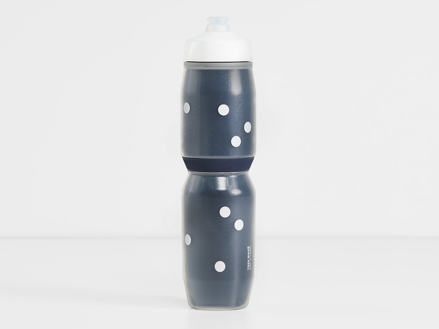 Trek Voda Ice 28oz Water Bottle
