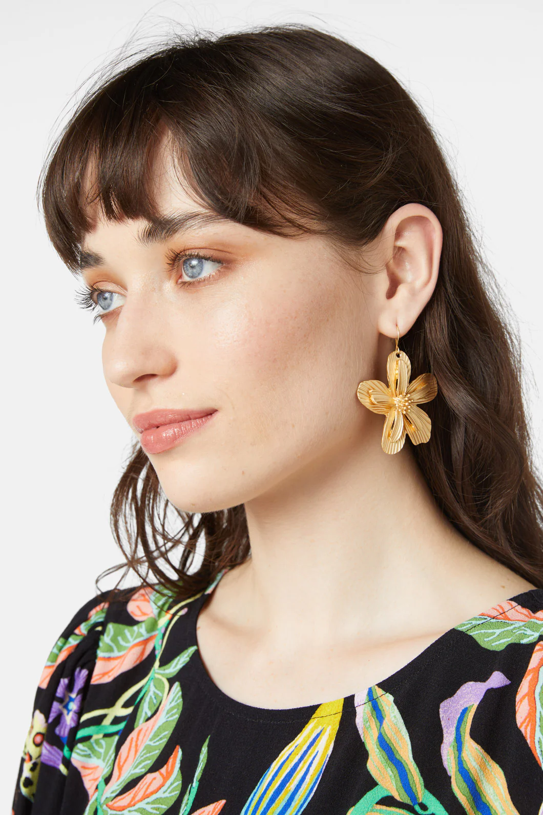 Petal Dance Gold Earrings