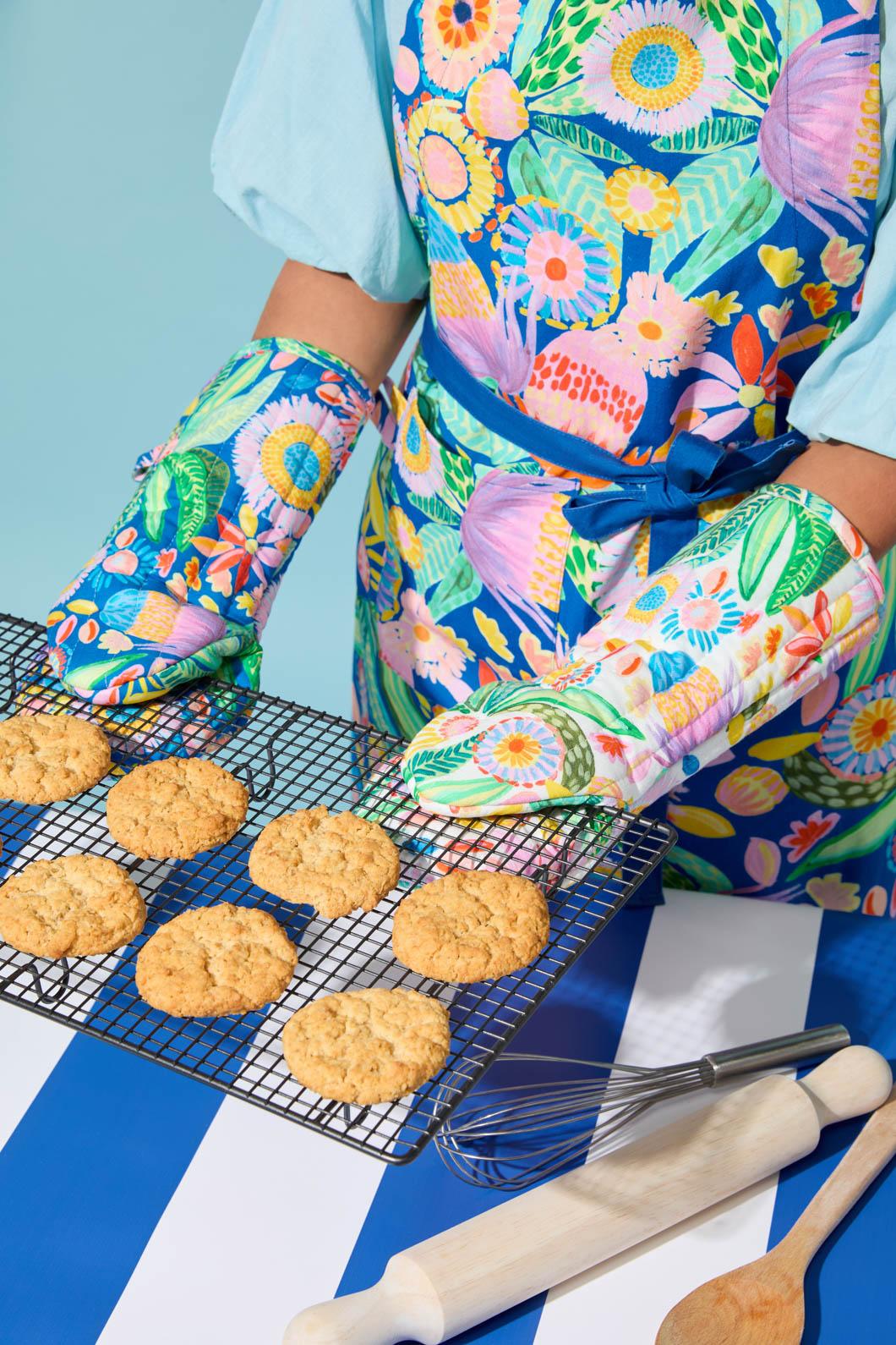 Garden Oven Mitt Set 2