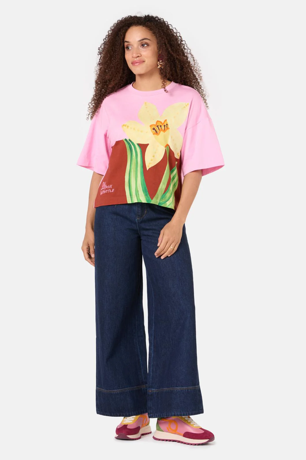 Daffodil Placement Relaxed Tee