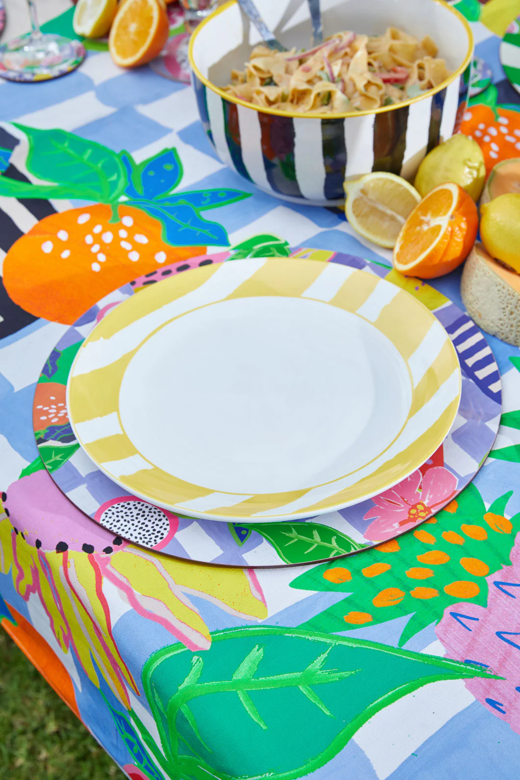 Stripe Yellow Plate Lge