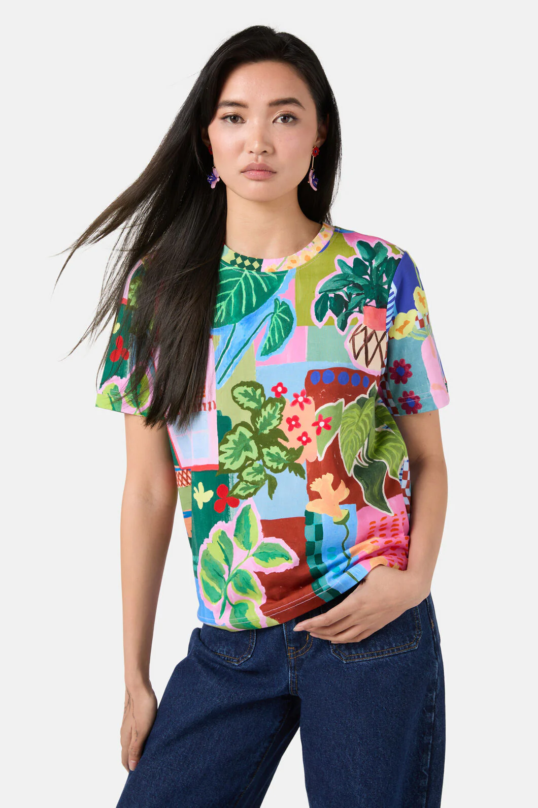 Windowsill Classic Tee