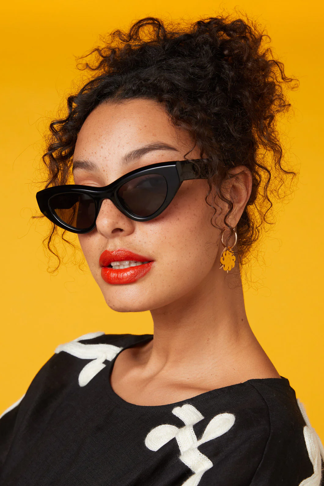 Private Eye Black Sunglasses