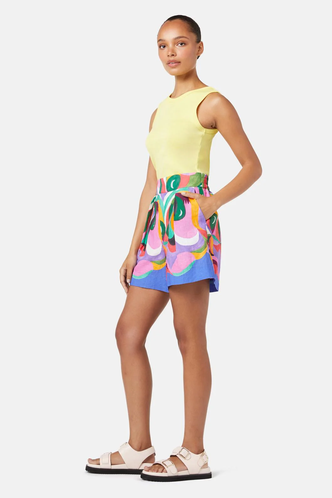 Kaleidoscopic Short