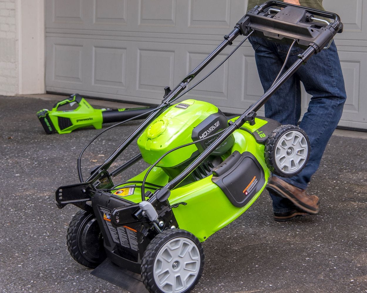 40V 21 Cordless Battery Self-Propelled Lawn Mower w/ (2) 4.0Ah USB Batteries & Charger