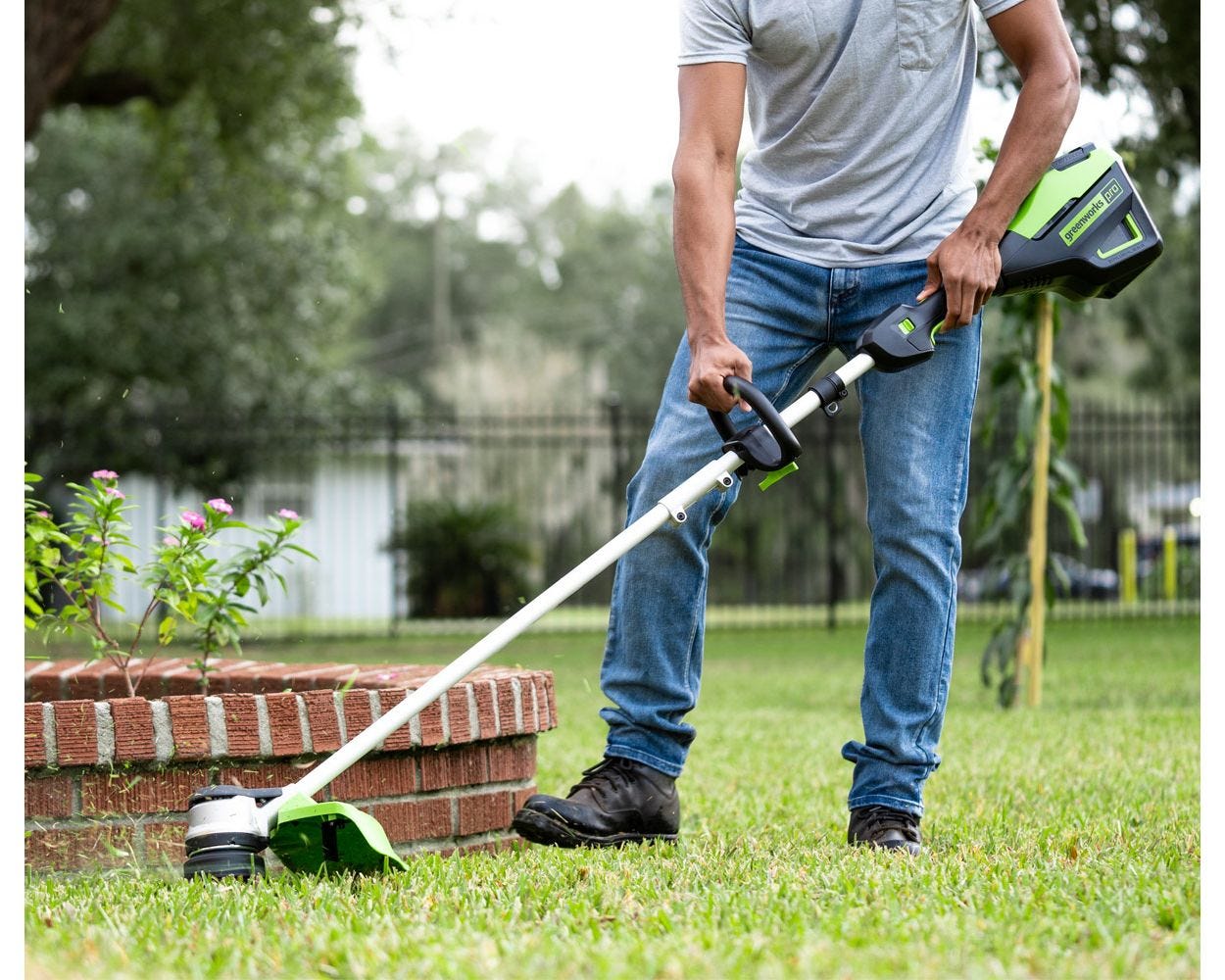 60V 21 Cordless Battery Push Mower & 16  String Trimmer Combo Kit w/ 5.0Ah Battery & Charger