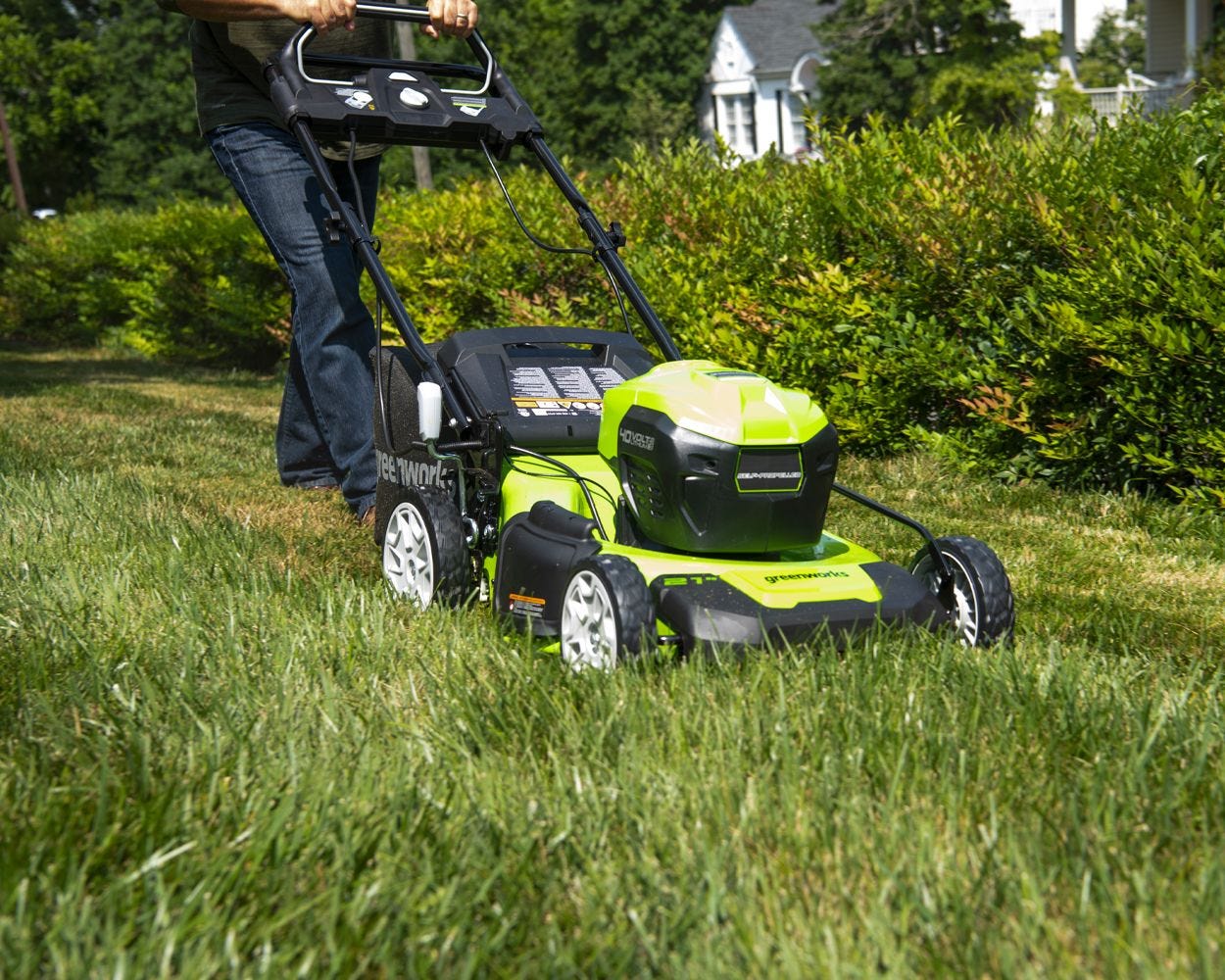 RENEWED 40V 21 Cordless Battery Self-Propelled Lawn Mower w/ (2) 4.0Ah USB Batteries & Charger