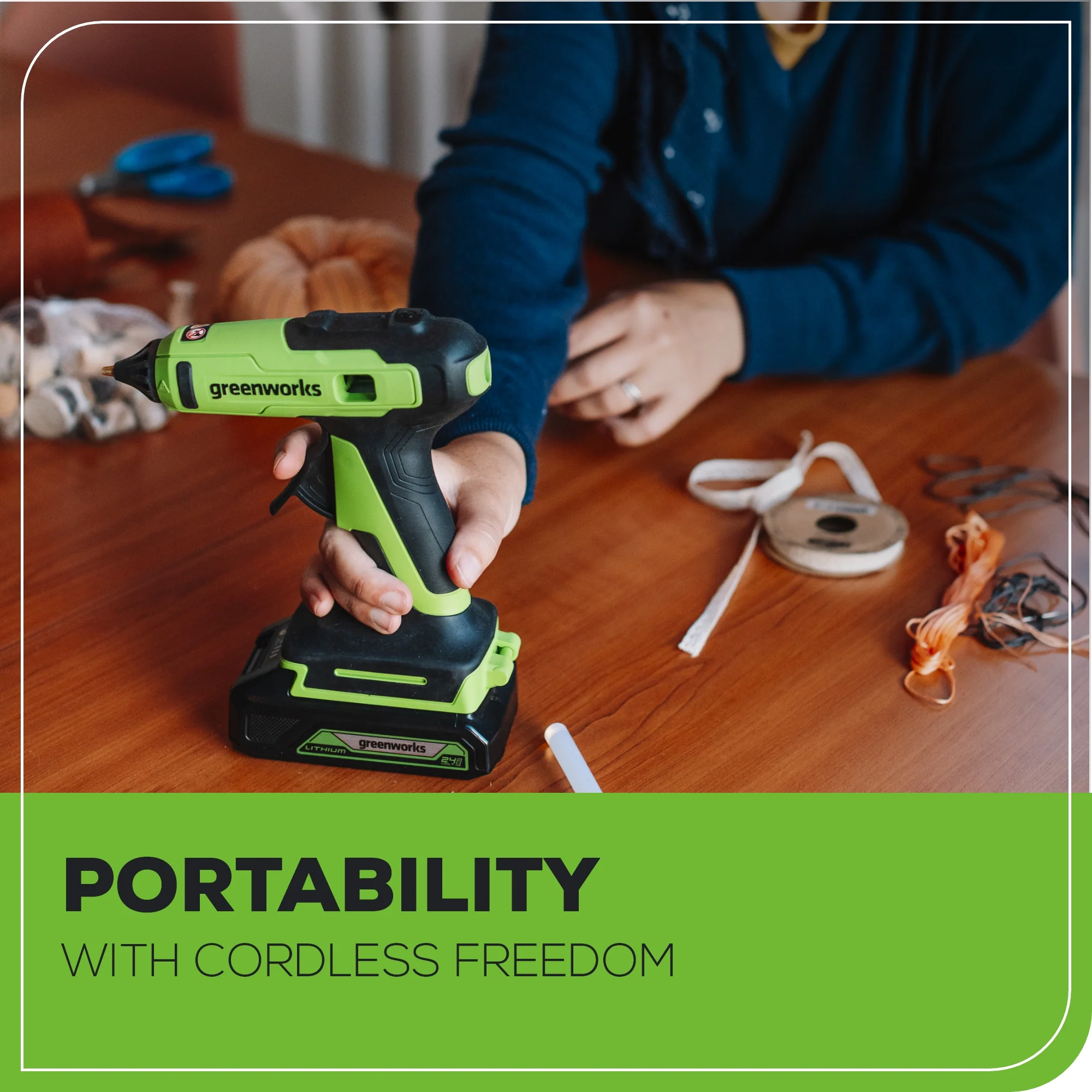 24V Cordless Battery Glue Gun w/ 2.0Ah Battery & Charger