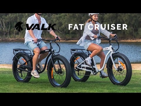 VALK Electric Fat Tyre Cruiser Bike, eBike with Throttle, Matte Black