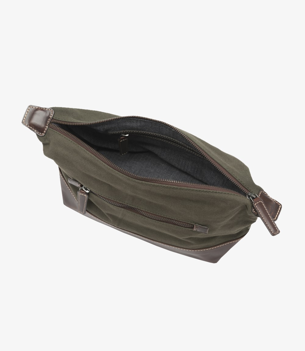 Loake Tyne Wash Bag