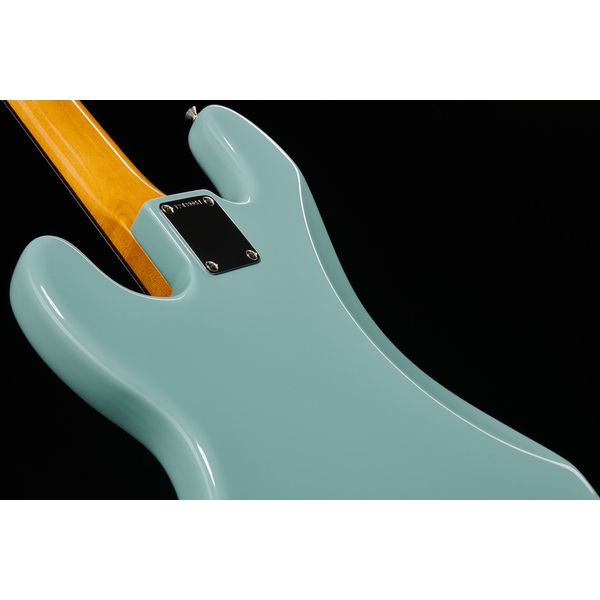 Fender AV II 60 P BASS RW DPB