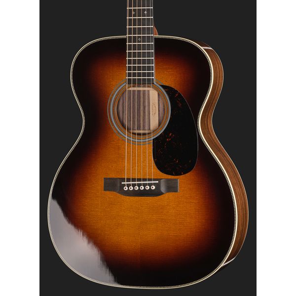 Martin Guitar 00028 Sunburst