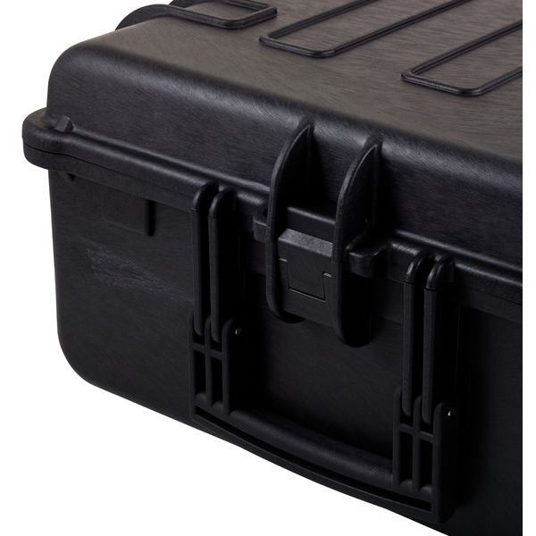 Explorer Cases 5822.B Black