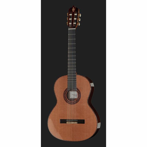 Amalio Burguet Vanessa Cedar