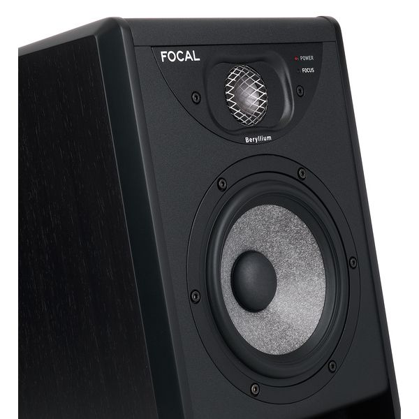 Focal Solo6 Black ST6