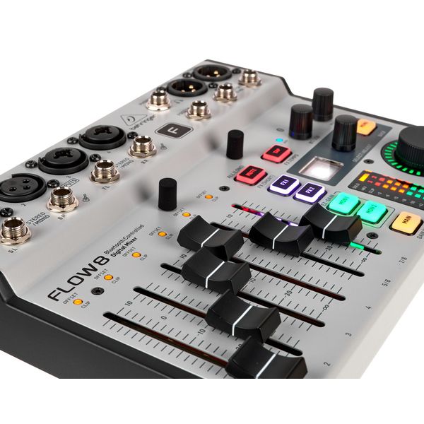 Behringer Flow 8 HP Bundle