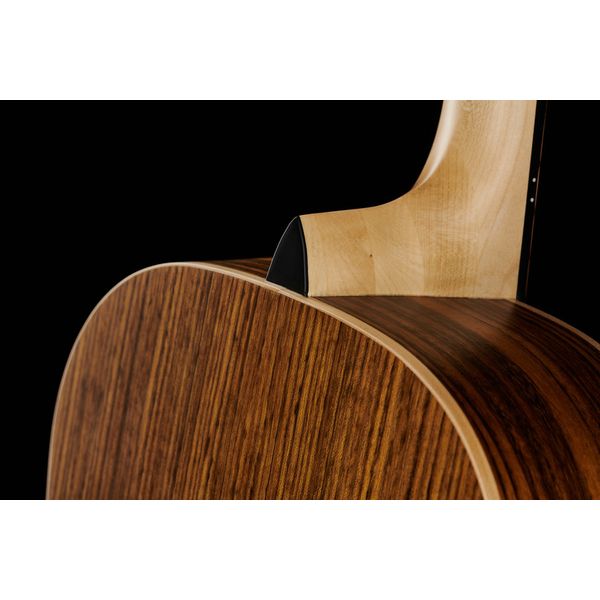 Applause Jump Slope Shoulder Lagoon