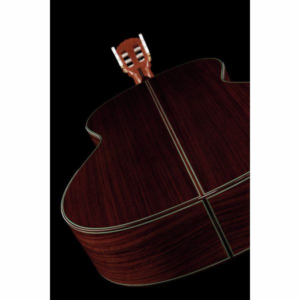 Amalio Burguet 2M Cedar w/Case