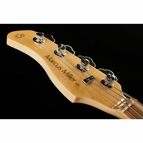 Marcus Miller U5 TS MN Short LH