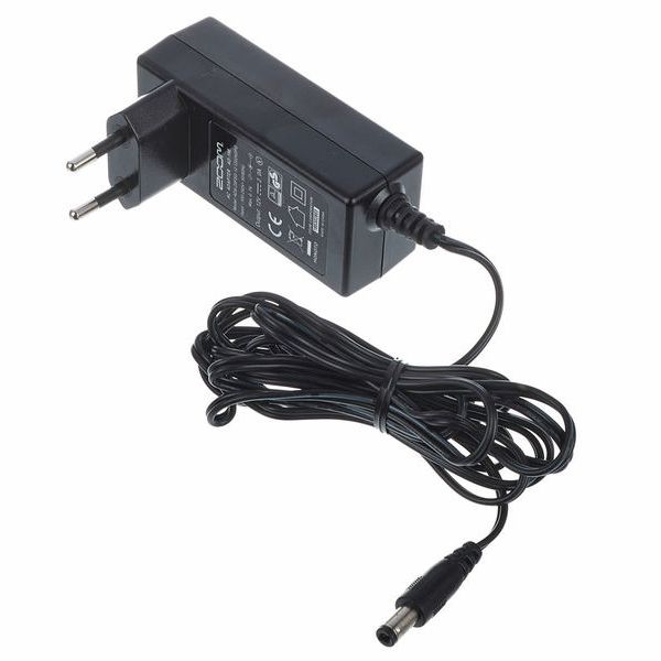 Zoom LiveTrak L-12 Card Bundle