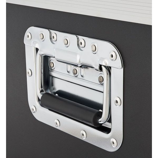 Flyht Pro Case Stacking 1