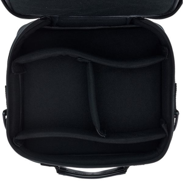 Behringer ULM302MIC Bag Bundle