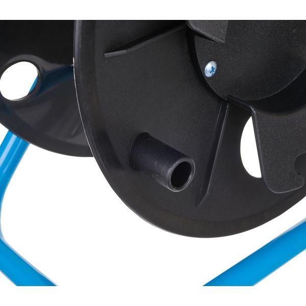 Adam Hall 3 STAR CD 042