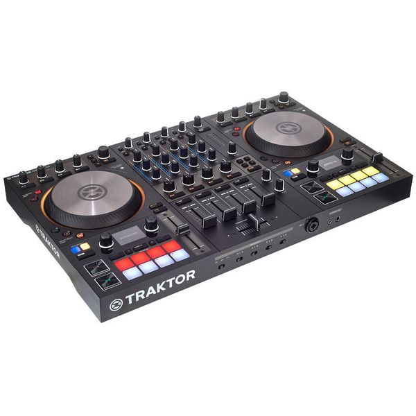 Native Instruments Traktor S4 MK3