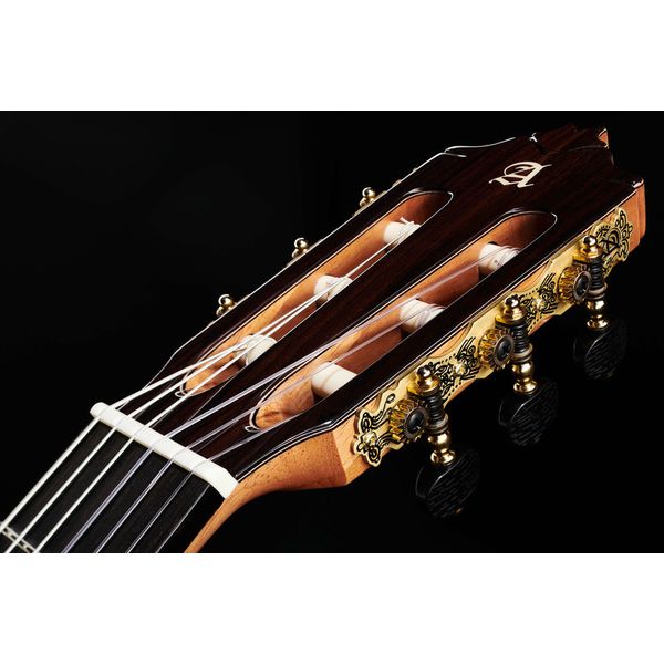 Alhambra 8 Fc Flamenco incl. Case