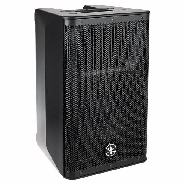 Yamaha DXR8 MKII Bundle