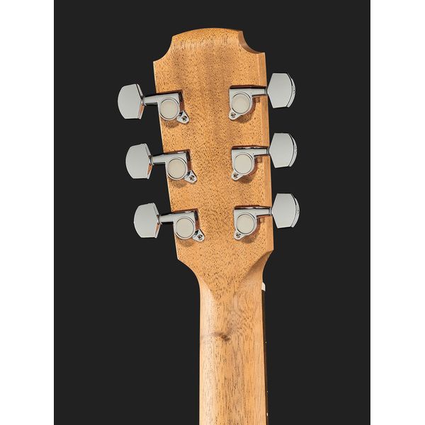 Sheeran by Lowden W03