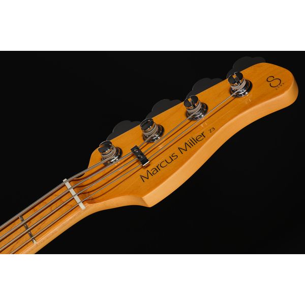 Marcus Miller Z3-4 Antique White