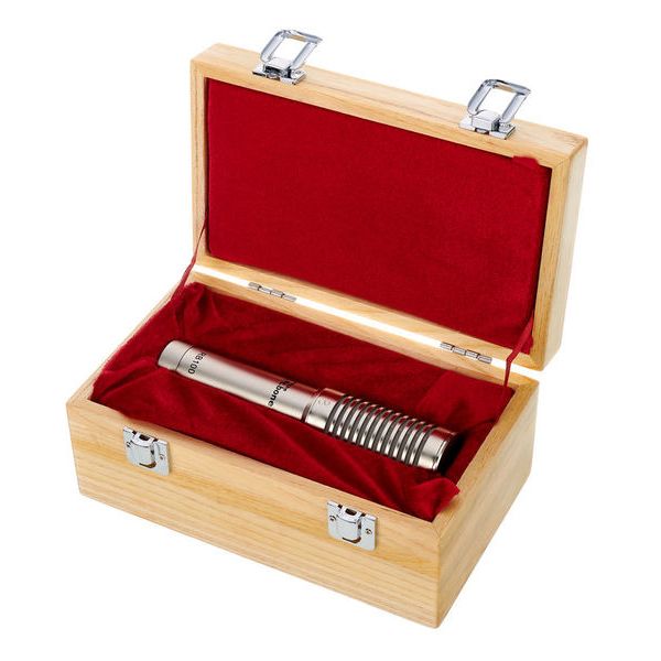 the t.bone RB 100 FetAmp Bundle