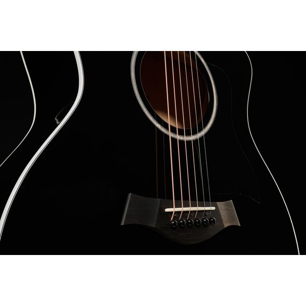 Taylor 214ce-BLK Plus