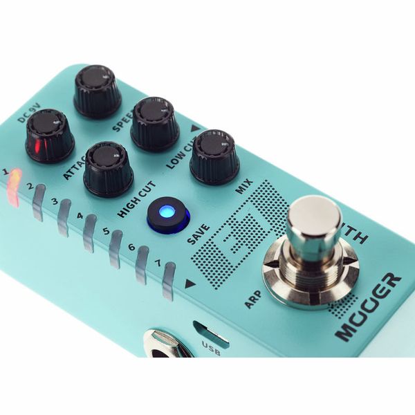 Mooer E7 Polyphonic Guitar Synth.