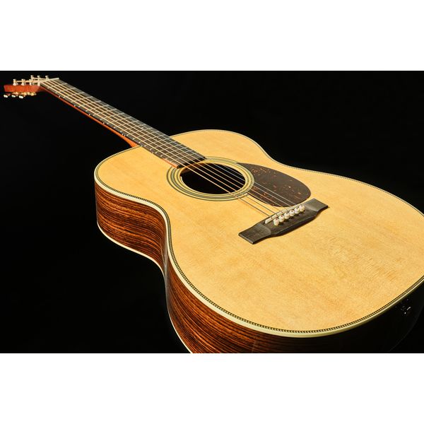 Martin Guitar OM28E LRB