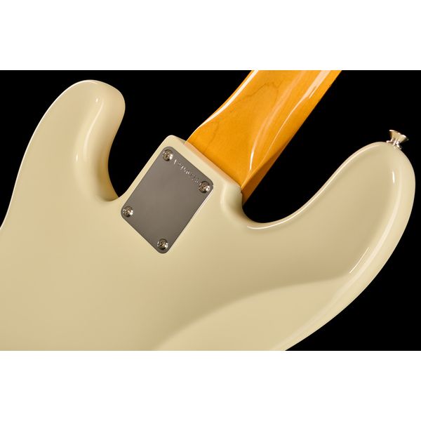 Fender AV II 60 P Bass RW OWT