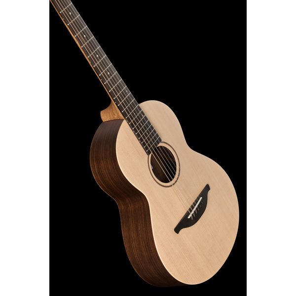 Sheeran by Lowden W02