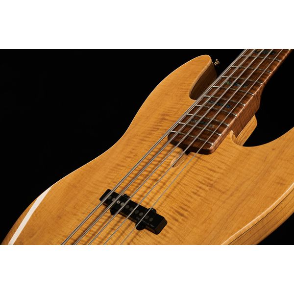 Marcus Miller V10DX-5 NT