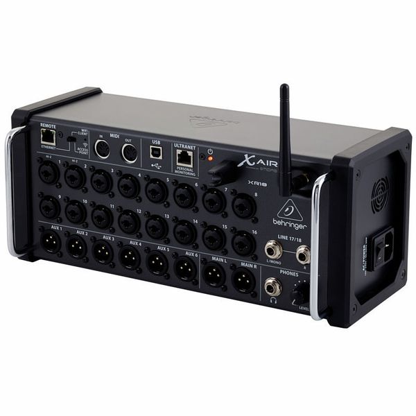Behringer X Air XR18 Thon Case Bundle
