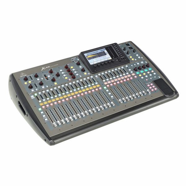 Behringer X32
