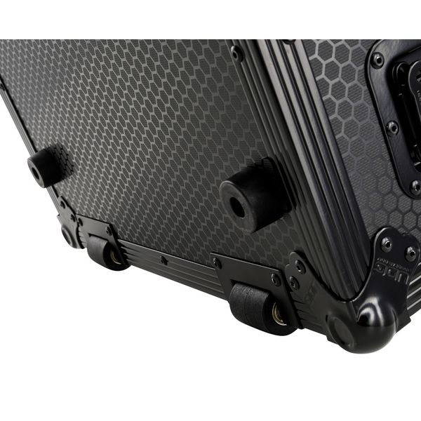 UDG Ultimate Flight Case DDJ-REV7