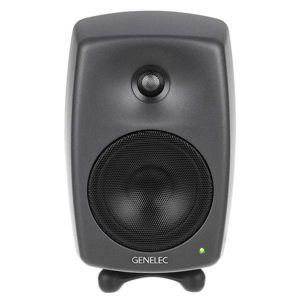 Genelec 8030 CP Stand Bundle