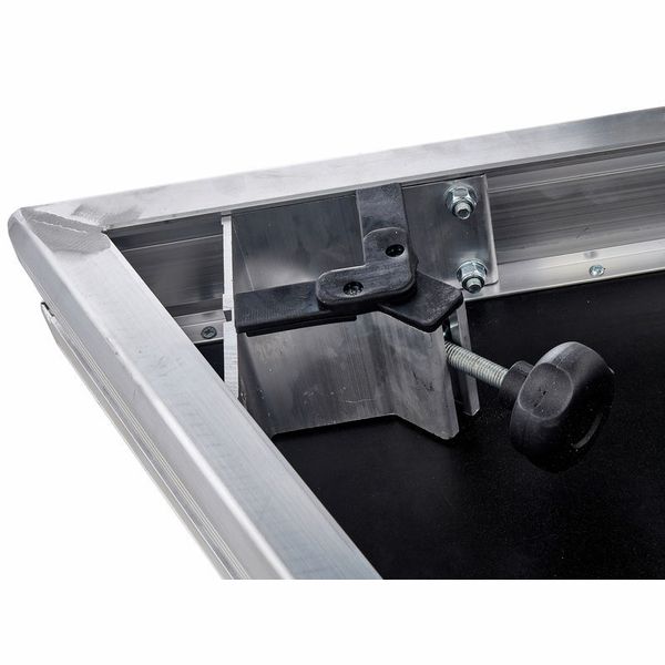 Stairville Tour Stage Triangle 2x1m R ODW