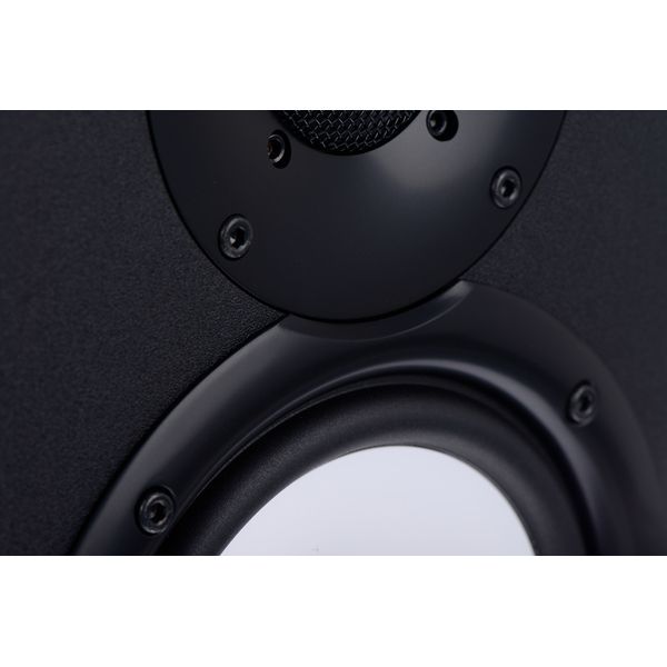 Yamaha HS 5 Tilt Stand Bundle