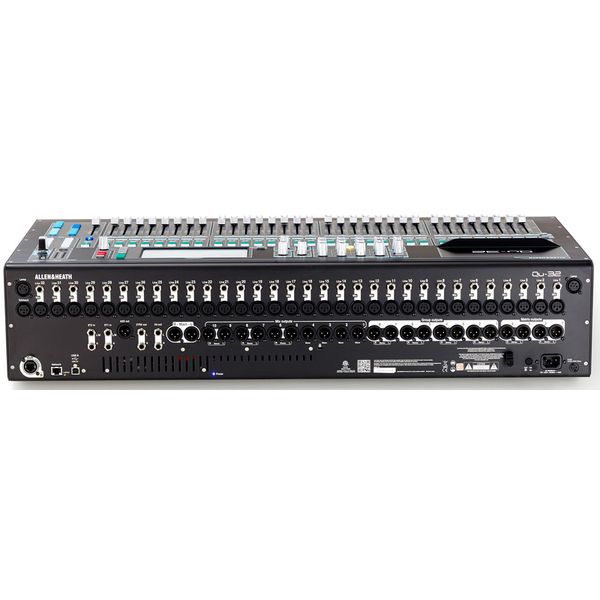 Allen & Heath Qu-32 Chrome Hands On Bundle