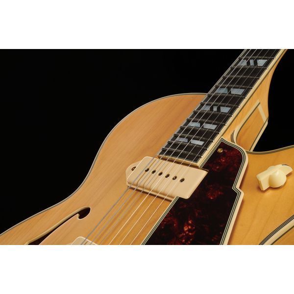 DAngelico Deluxe 59 Satin Honey