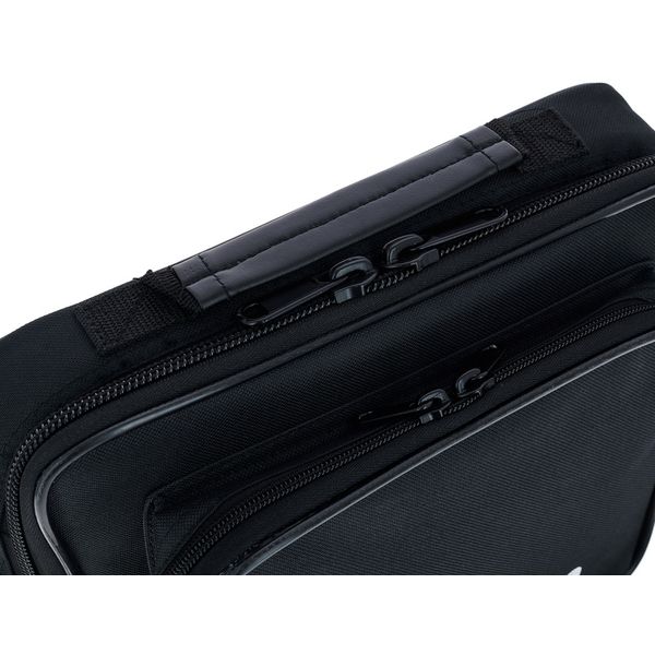 Behringer ULM302MIC Bag Bundle