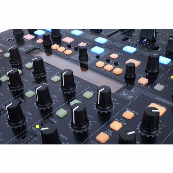 Behringer DDM 4000 Bundle