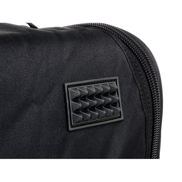 Mackie Rolling Bag Thump212/XT